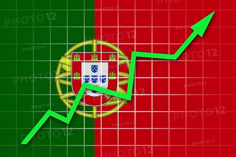 The Portuguese flag and arrow graph going up