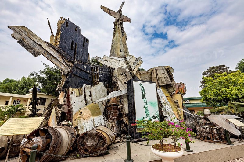 Crashed aircraft from the Vietnam War in the Hanoi Vietnam War Museum