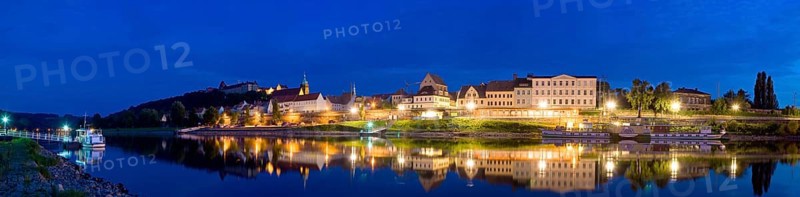 Pirna is a large district town and the administrative seat of the Sächsische Schweiz-Osterzgebirge district and the Pirna administrative community in the Free State of Saxony, Dresden administrative district. It is considered the gateway to Saxon Switzerland