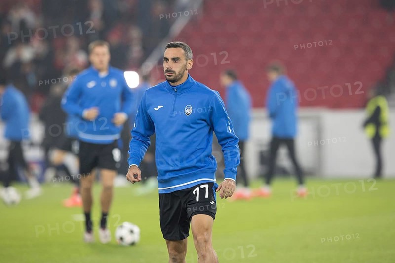 Football match, Davide ZAPPACOSTA Atalanta Bergamo warming up in front of the match, Stuttgart Arena, Stuttgart