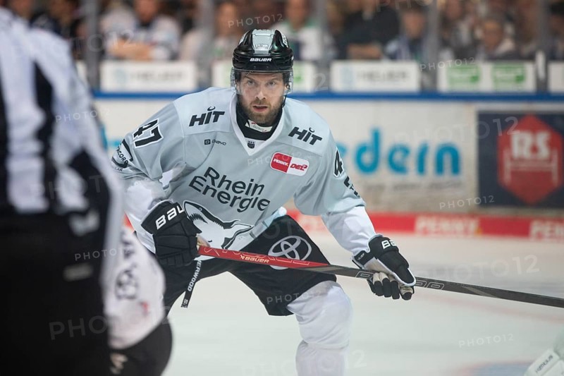 Balver Zinn Arena, Iserlohn, North Rhine-Westphalia, Veli-Matti Vittasmaeki (Koelner Haie, #47), PENNY DEL, Iserlohn Roosters-Kölner Haie on 20/10/2024 at the Balver Zinn Arena in Iserlohn Germany