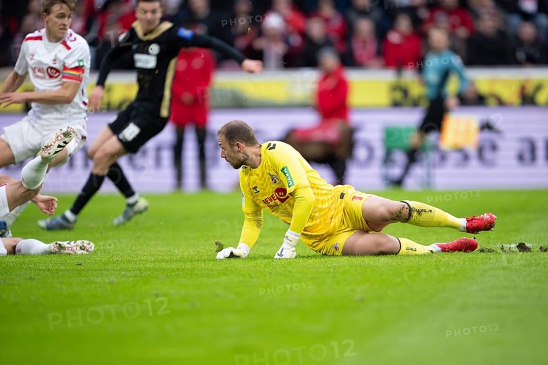 (DFL/DFB REGULATES PROHIBIT ANY USE OF PHOTOGRAPHS AS IMAGE SEQUENCES AND/OR QUASI-VIDEO), RheinEnergieStadion, Cologne, North Rhine-Westphalia, Marvin Schwäbe (1.FC Köln, Goalkeeper, #1), 2nd Bundesliga, 1.FC Köln, SV 07 Elversberg on 25/01/2025 at RheinEnergieStadion in Cologne Germany