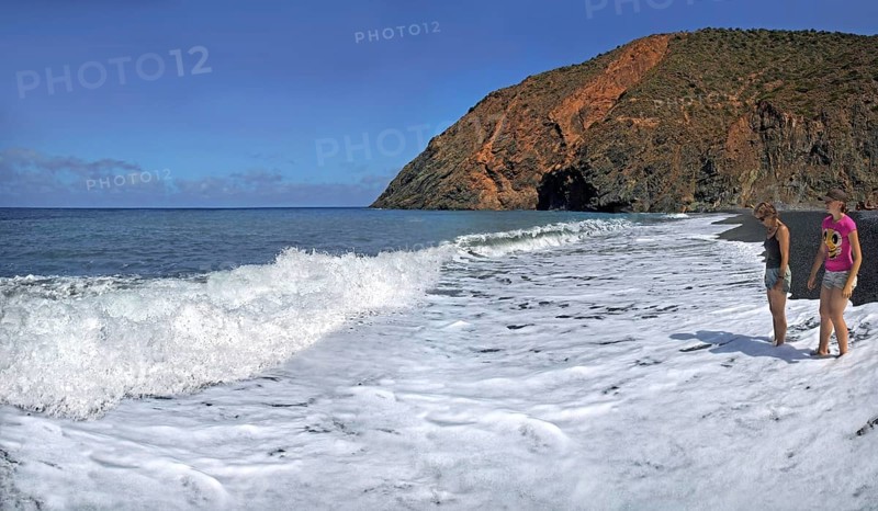 Footbath on the beach of Vallehermoso, La Gomera