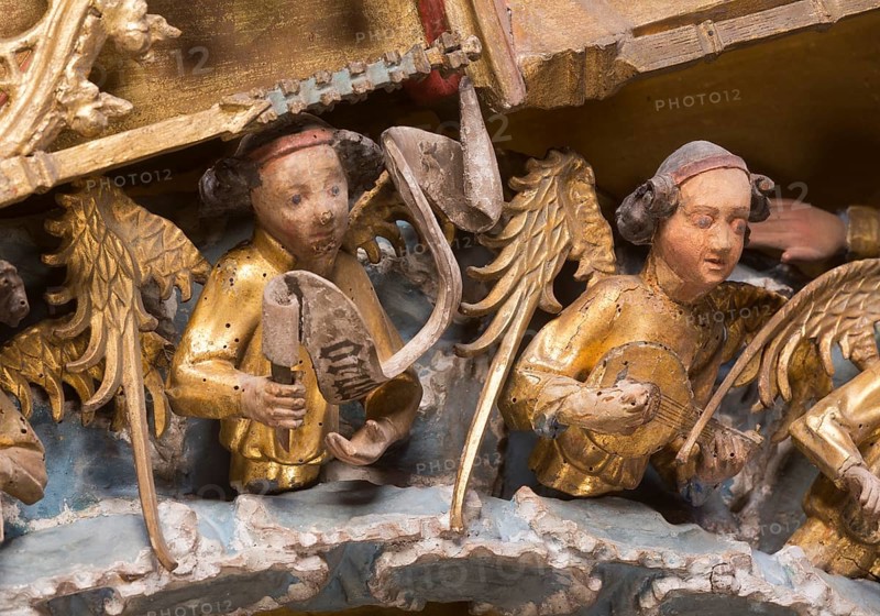 Centre section with angels playing music, St., Sankt, Saint