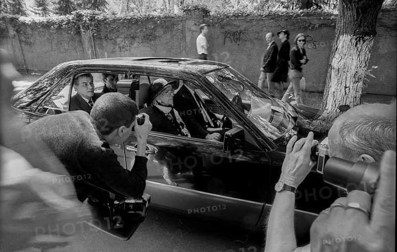Germany, Berlin, 16 May 1992, burial of Marlene Dietrich at the Waldfriedhof in Friedenau, Hildegard Knef, Europe