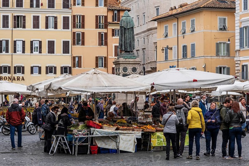 Campo dei Fiori market, Rome, Lazio, Italy, Europe
