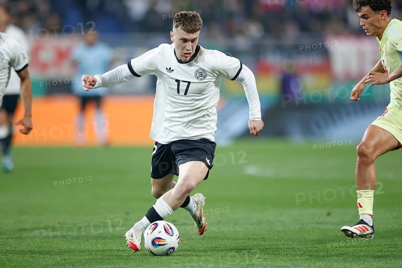 Football, U21, Friendly match, 2024/2025, Germany U21 vs. Spain U21, 25.03.2025, Merck-Stadion am Böllenfalltor, Darmstadt, Germany, Brajan GRUDA (Germany U21, 17) on the ball, Europe