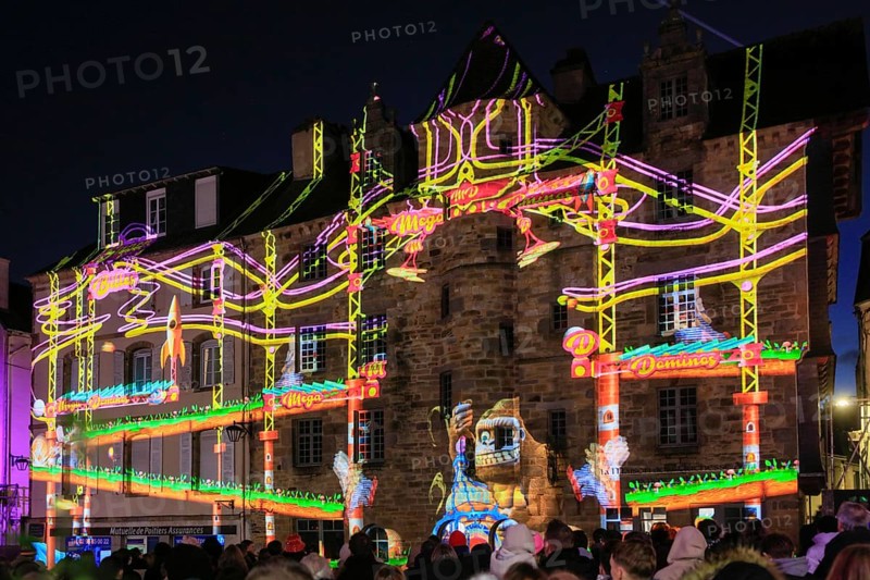 Projections on the façade of the Maison de la Duchesse Anne, light show at the turn of the year in the old town centre of Landerneau, Finistere Penn-ar-Bed department, Bretagne Breizh region, France, Europe