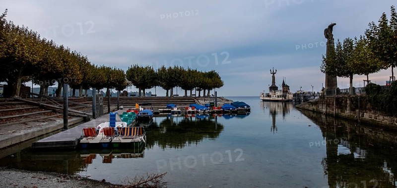 Boat hire in autumn in Constance on Lake Constance