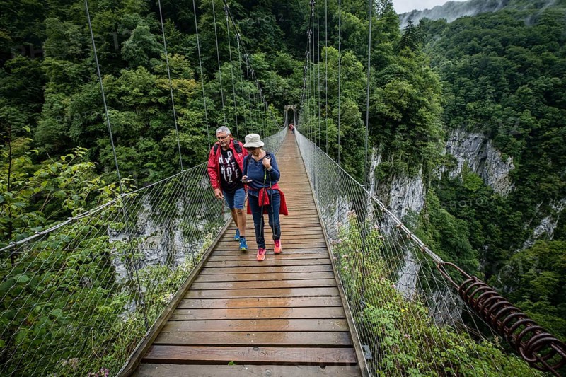 Pasarela d?Holtzarte, gargantas de Holzarté, Larrau, región de Aquitania, departamento de Pirineos Atlánticos, Francia
