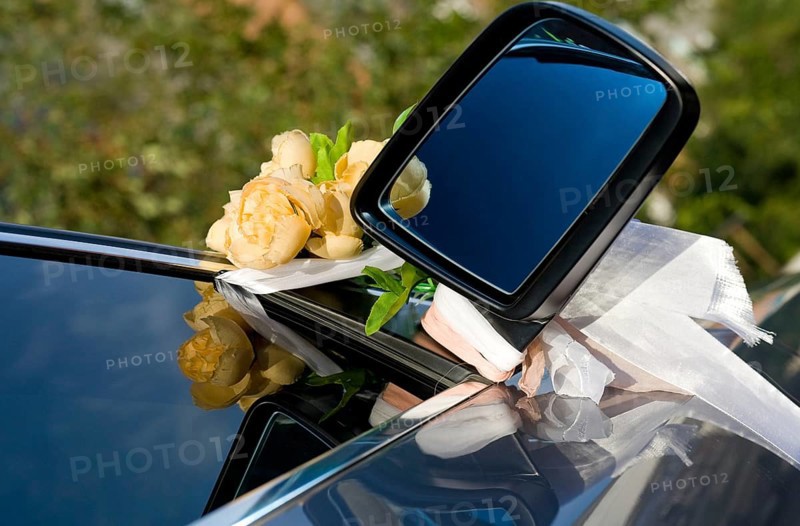 Wedding car decoration - bunch of artificial roses