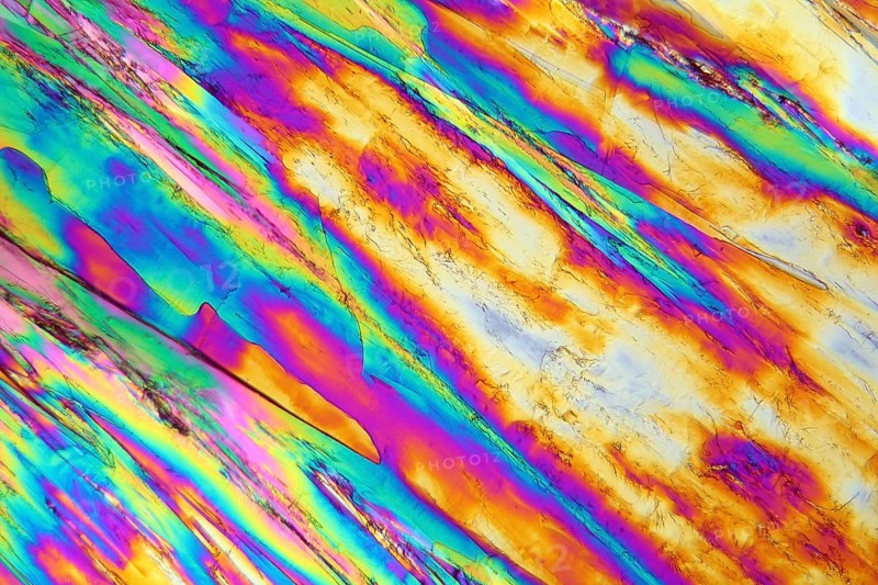 Vitamin B crystals under the microscope