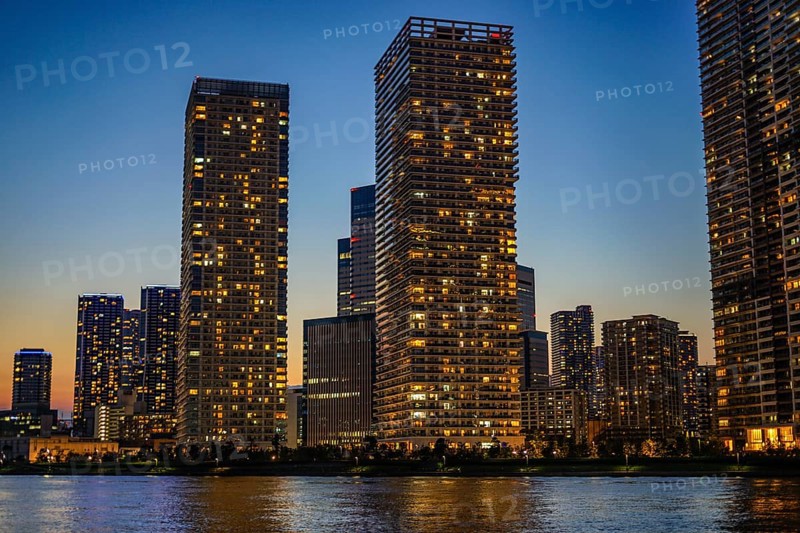 High-rise apartment group of Chuo-ku, Tokyo and evening. Shooting Location: Tokyo metropolitan area