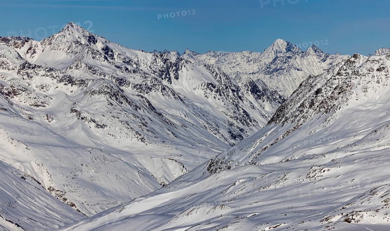 Ötztal Alps with Vernagt and Wildspitze, view from Grawandjoch, Schnalstal Valley, South Tyrol, Italy, Europe
