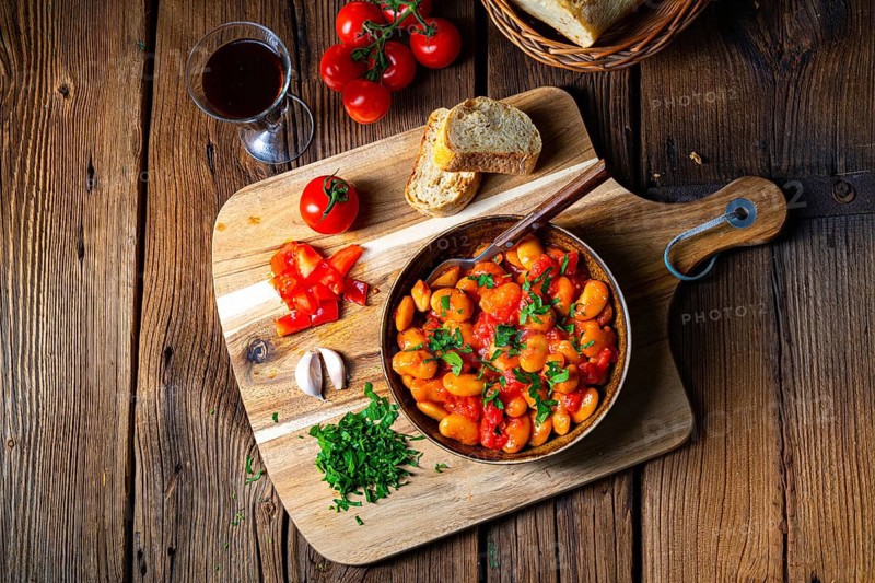 Rustic giant beans with fresh tomato sauce