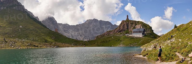 Wolayersee, Wolayerseehütte, Carnic Alps, Carinthia, Austria, Europe