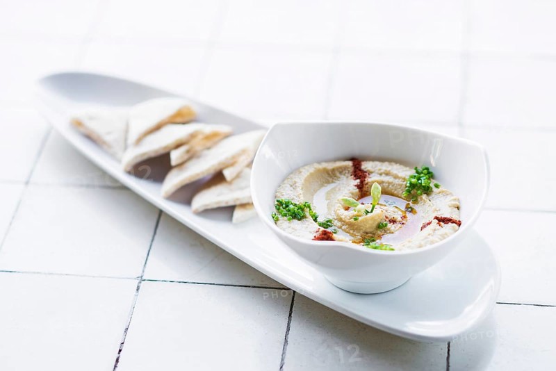 Hummus houmous middle eastern vegetarian veggie healthy snack food