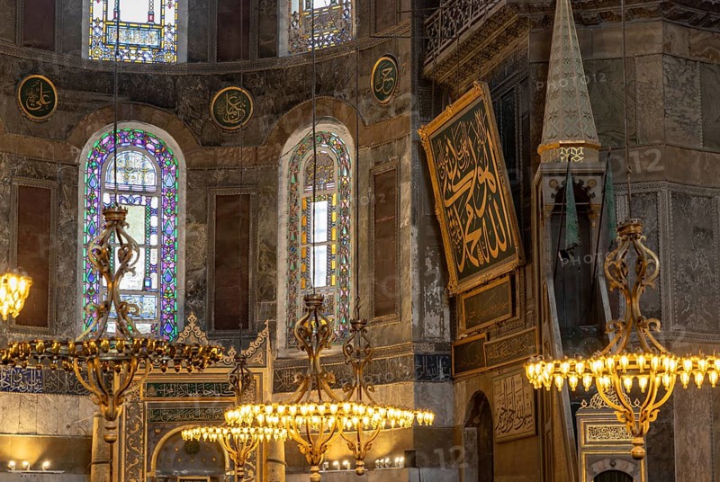A picture of the colorful and gorgeous interior of the Hagia Sophia, in Istanbul