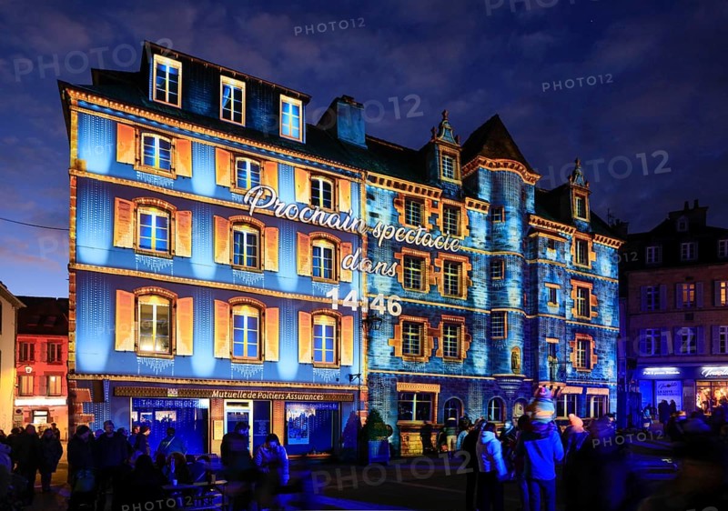 Projections on the façade of the Maison de la Duchesse Anne, light show at the turn of the year in the old town centre of Landerneau, Finistere Penn-ar-Bed department, Bretagne Breizh region, France, Europe