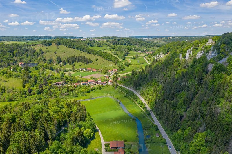 Gundelfingen and Hohengundelfingen castle ruins, valley of the Lauter or Großes Lautertal, left tributary of the Danube, Swabian Alb, Baden-Württemberg