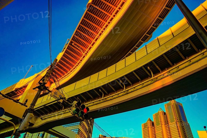 Expressway bridge (traffic image). Shooting Location: Shinjuku-ku, Tokyo