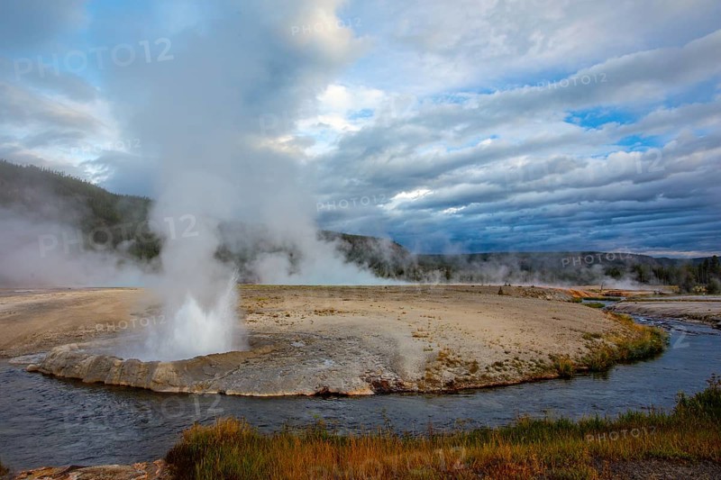 Geyser, Black Sand Basin, Yellowstone NP