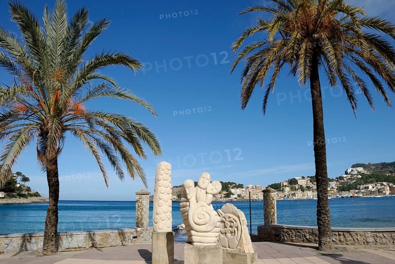 Sculptures on the beach promenade in Port de Soller, Majorca, Spain, Europe