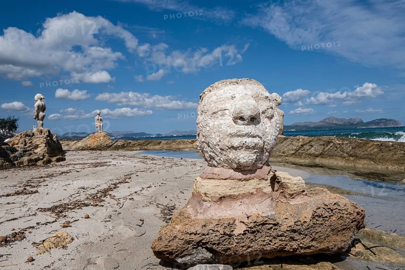 The wound, outdoor sculptures by Joan Bennàssar, sculpture by Joan Bennàssar, Can Picafort, municipality of Santa Margalida, Mallorca, Spain, Europe