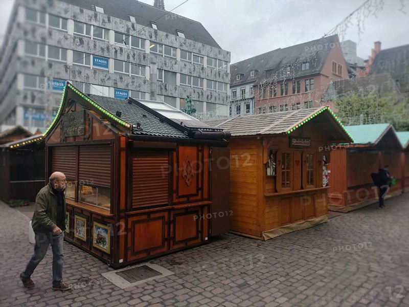 Like here in Freiburg im Breisgau, the cities in Baden-Württemberg are gearing up for the upcoming Christmas markets. The first stalls have been set up in the Breisgau metropolis. The traditional Freiburg Christmas Market 2024 with seven locations in the city centre opens its doors on 21 November and runs until 23 December 2024, Freiburg, Germany / Germany
