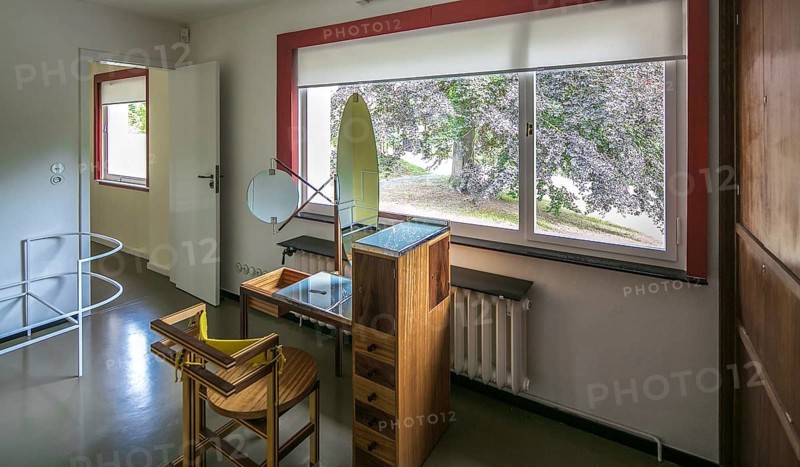 Weimar, Haus am Horn, model house built in 1923 to a design by Georg Muche, ladies' room with toilet table and chair by Marcel Breuer (copies)