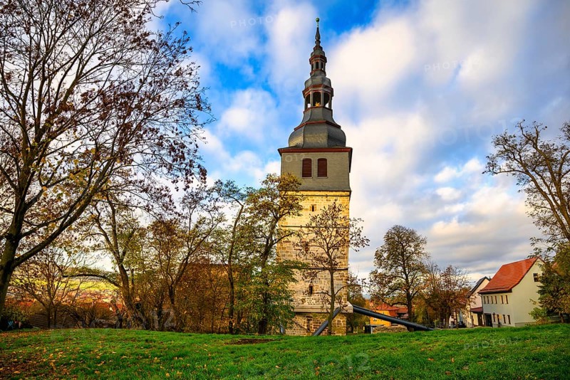 A view of the leaning church tower of Bad Frankenhausen in the morning sun