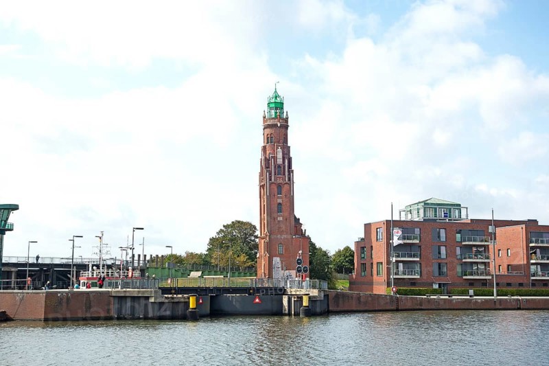 Lighthouse, Simon-Loschen-Tower, Bremerhaven, Germany, Europe