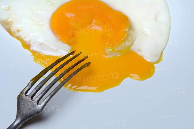Fried egg, fried egg with fork