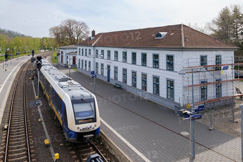 Local train at the station, Vienenburg, Goslar, Harz, Lower Saxony, Germany, Europe
