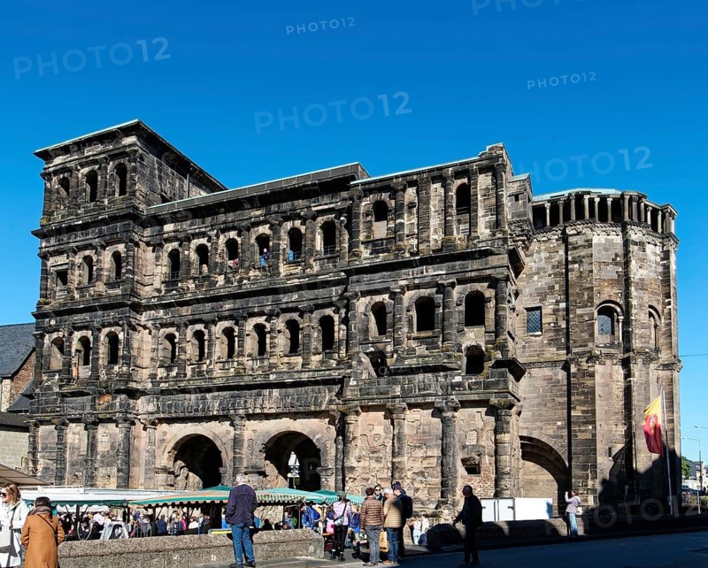 Porta Nigra on Porta Nigra Square. The building is part of the UNESCO World Heritage Roman Monuments, St Peter's Cathedral and Church of Our Lady in Trier. Old Town of Trier, Rhineland-Palatinate, Germany, Europe