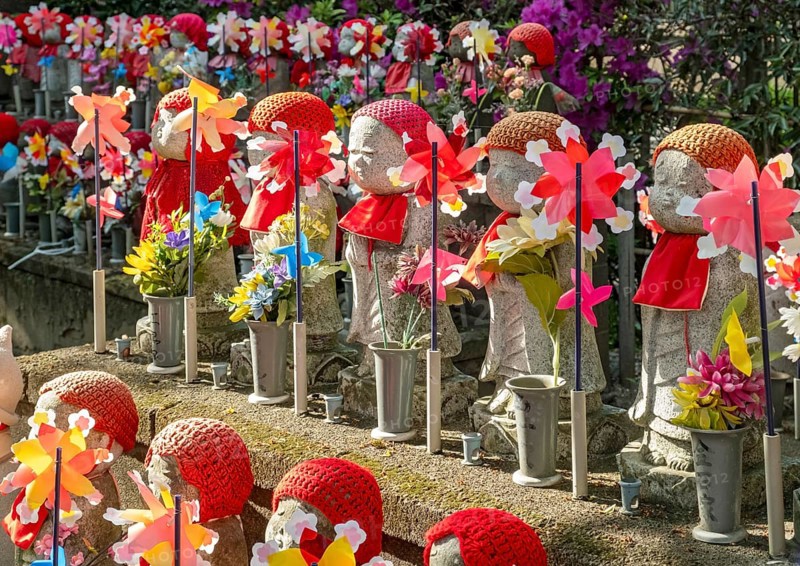 Jizo statues at the Garden of Unborn Children, Zoj-ji temple, Tokyo, Japan, Asia