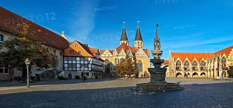Altstadtmarkt, the central square of the old town centre, traditional island, panorama, Braunschweig, Lower Saxony, Germany, Europe