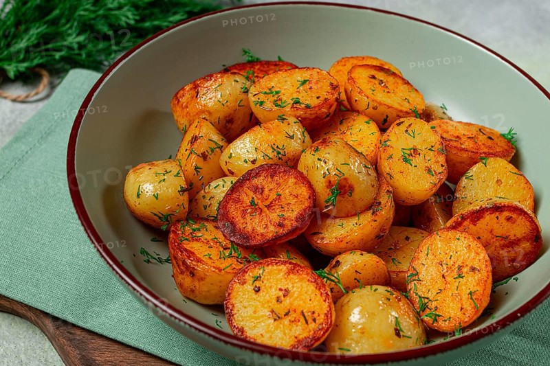 Baked new potatoes, with butter and dill, homemade, no people