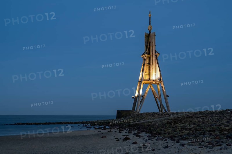 Illuminated Kugelbake, landmark, blue hour, North Sea, Lower Saxony Wadden Sea National Park, Cuxhaven, Lower Saxony, Germany, Europe
