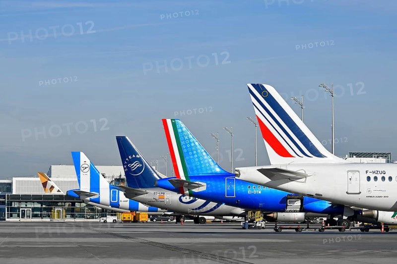 Aircraft Line Up at Terminal 1, Aircraft Line Up, Air France, ITA Airways, Sky, Sky Team, Condor, Etihad, Terminal 1, Munich Airport, Upper Bavaria, Bavaria, Germany, Europe
