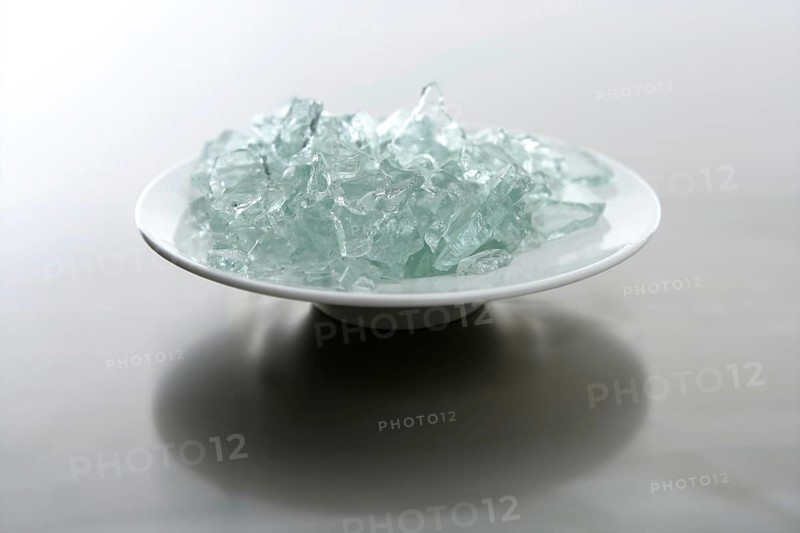 To eat today menu, we have our special broken glass in a dish
