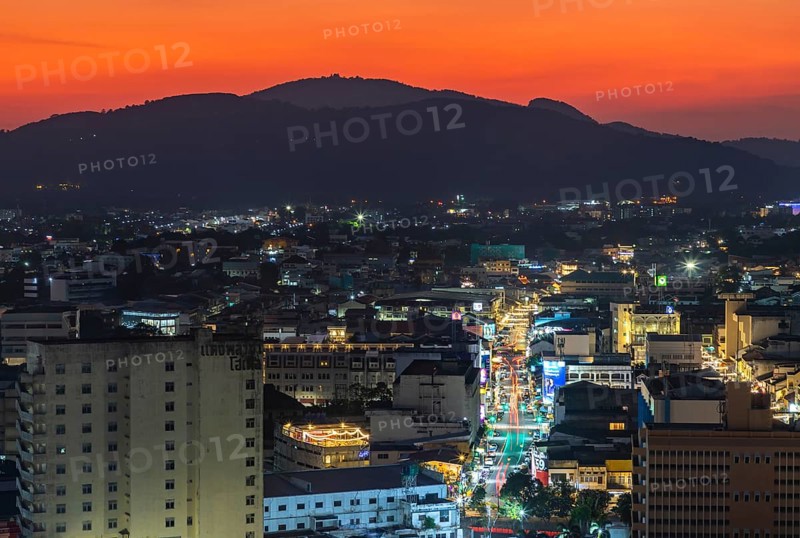 A picture of the town of Phuket at sunset or early evening