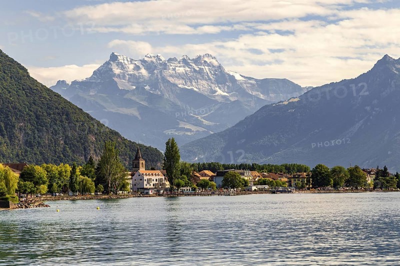 View of Villeneuve and the Dents du Midi mountain range, Lake Geneva, Lac Léman, Switzerland, Europe