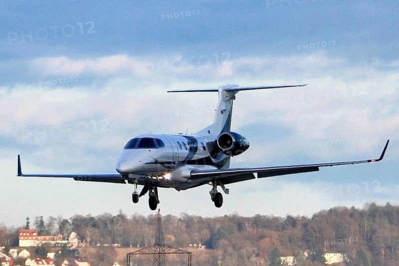 Embraer Phenom 300, private jet, business jet, aviation, aviation, exclusive, VIP
