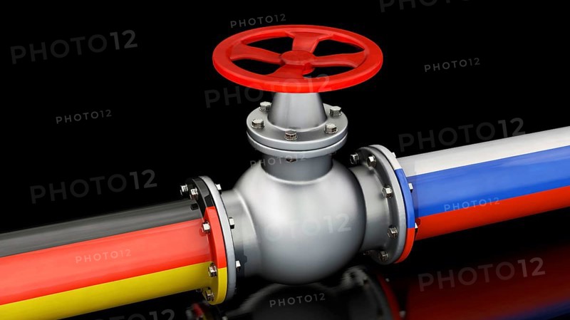 Symbolic image on the subject of natural gas supplies from Russia to Germany