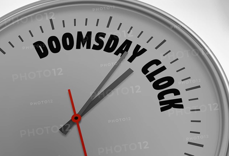 An image of the doomsday clock 100 seconds to twelve