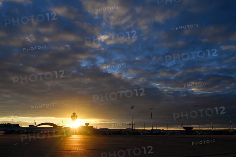 Control tower, MAC (Munich Airport Centre) Terminal 1, apron west and Vietnam Airlines Boeing B787 Dreamliner at sunrise, Munich Airport, Upper Bavaria, Bavaria, Germany, Europe