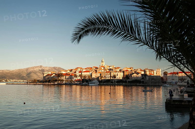 The harbour of Korcula with the castle and the city wall, Central Dalmatia, Dalmatia, Adriatic coast, Croatia, Europe