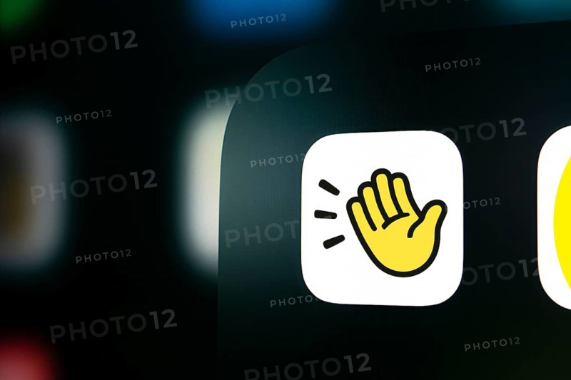 A close up of an smartphone screen displaying the clubhouse app icon.