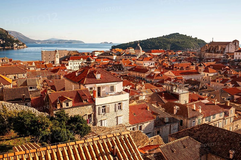View over the old town and world heritage site Dubrovnik, Ragusa, Dalmatia, Croatia, Europe